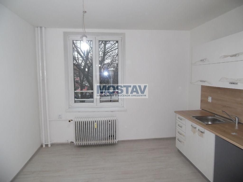 Pronájem bytu 2+1 56 m² – fotografie 3