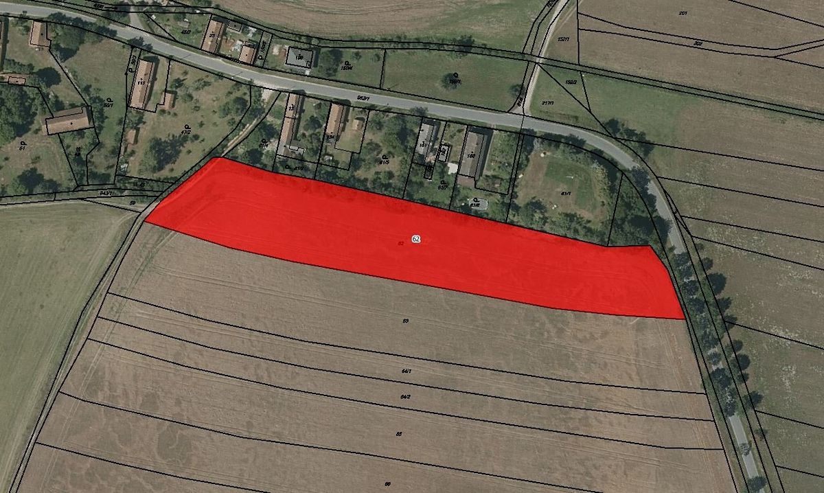 Prodej pole 9422 m²