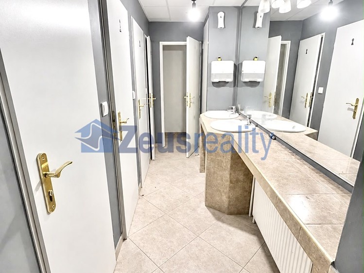 Комерційне приміщення в оренду, 170 м² (8 з 8)