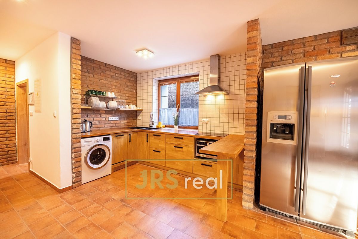 Prodej ubytovacího zařízení 530 m² – fotografie 3
