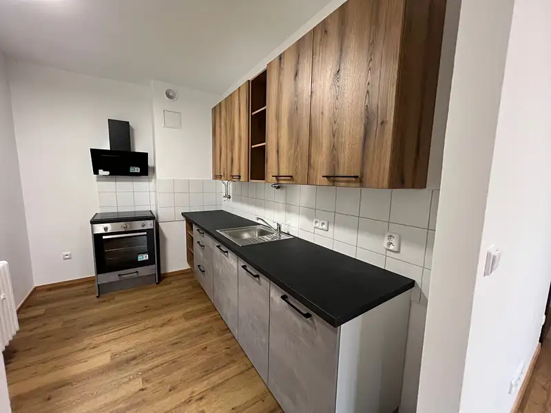 Pronájem bytu 2+1 52 m², Na Rozhledně, Chrudim – Chrudim IV