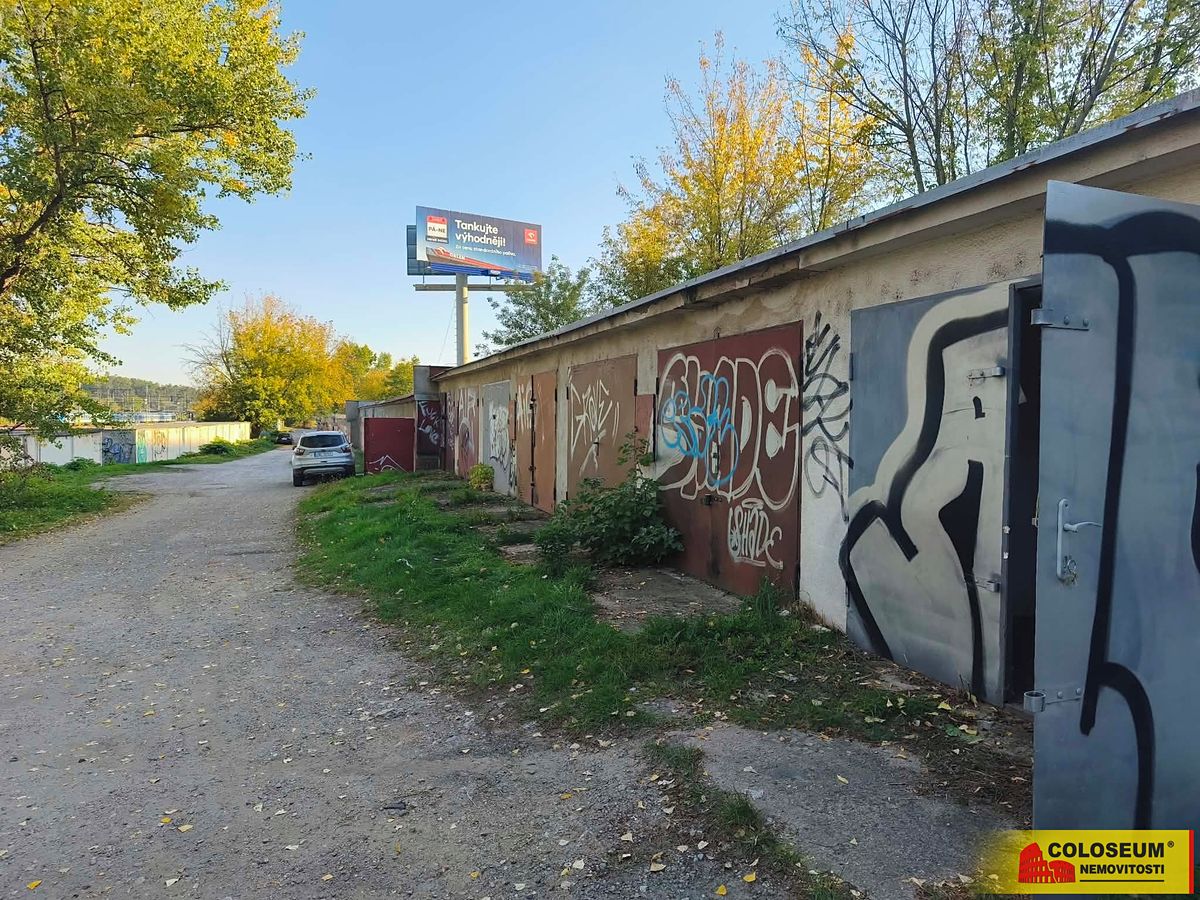 Prodej garáže 18 m² – fotografie 3