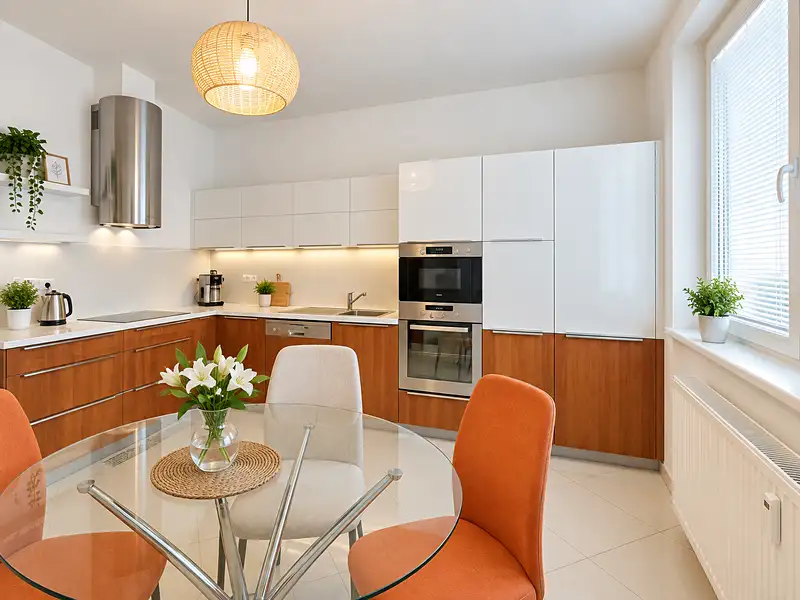 Pronájem bytu 2+1, 79 m², Praha 8, Praha