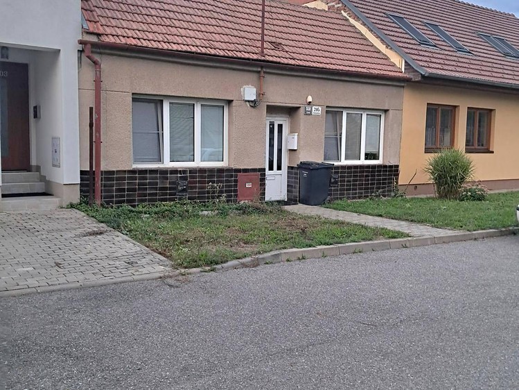 Prodej domu, 60 m² (2 z 15)