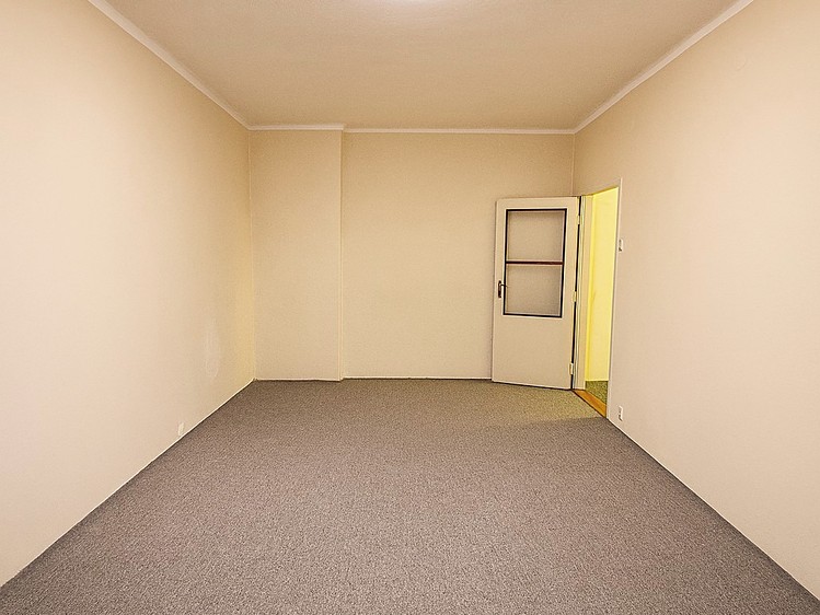 Pronájem bytu 1+1, 42 m² (7 z 23)
