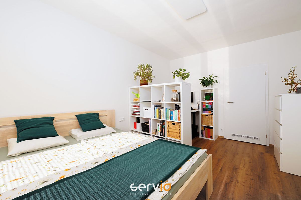 Pronájem bytu 2+kk 56 m² – fotografie 3