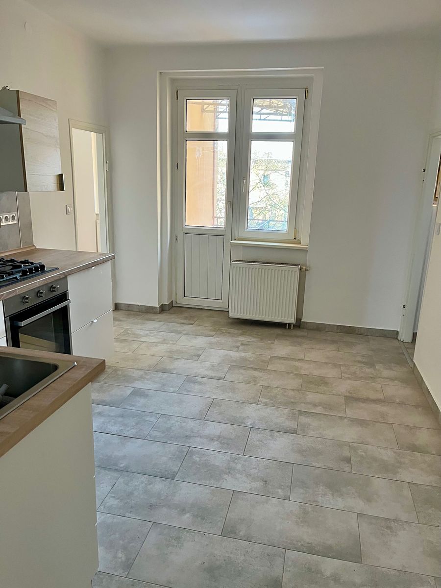 Pronájem bytu 3+1 78 m² – fotografie 4
