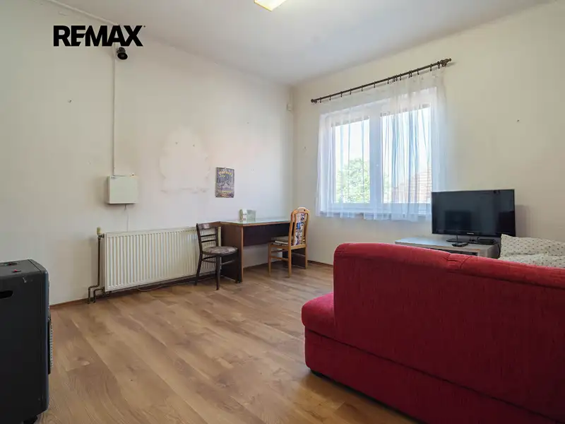 Prodej rodinného domu 200 m², pozemek 297 m², Třebíč – náhled fotky 3