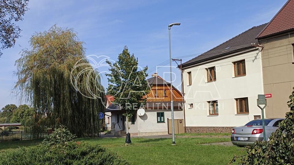 Prodej rodinného domu 180 m², pozemek 638 m²