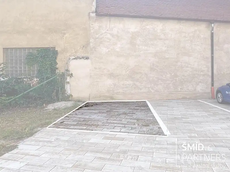 Prodej garážového stání 12 m², Poděbrady – náhled fotky 3