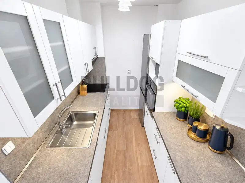 Prodej bytu 3+kk 54 m², Praha – náhled fotky 2