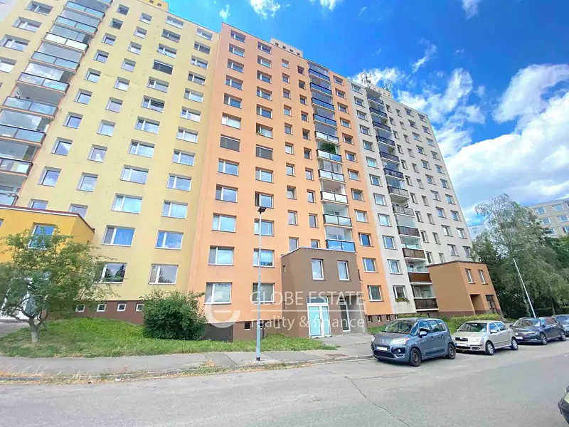 Prodej bytu 3+1 76 m², Praha – náhled fotky 1