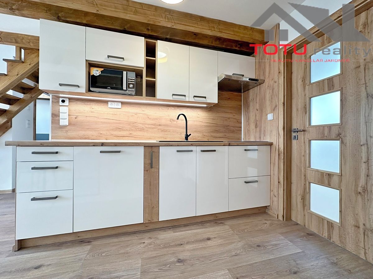 Pronájem bytu 3+kk 66 m² – fotografie 4