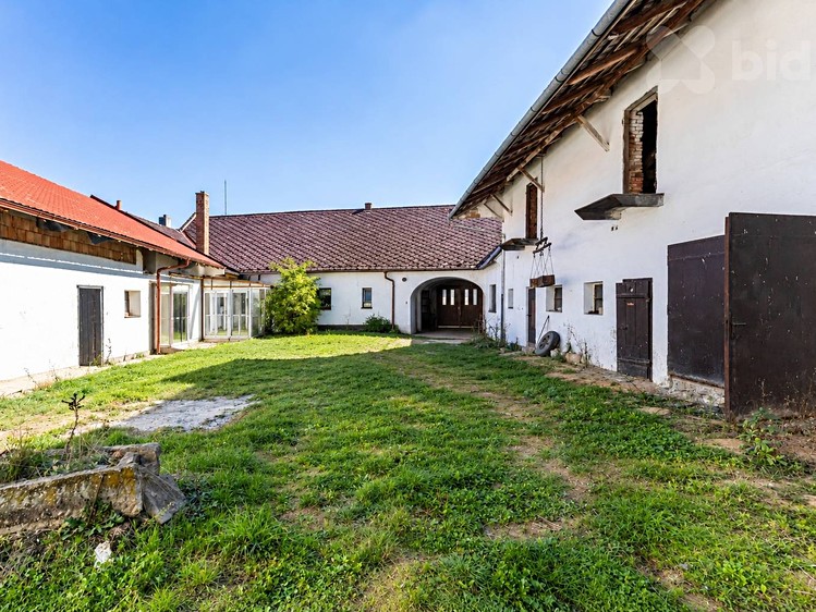 Prodej domu, 205 m² (2 z 30)