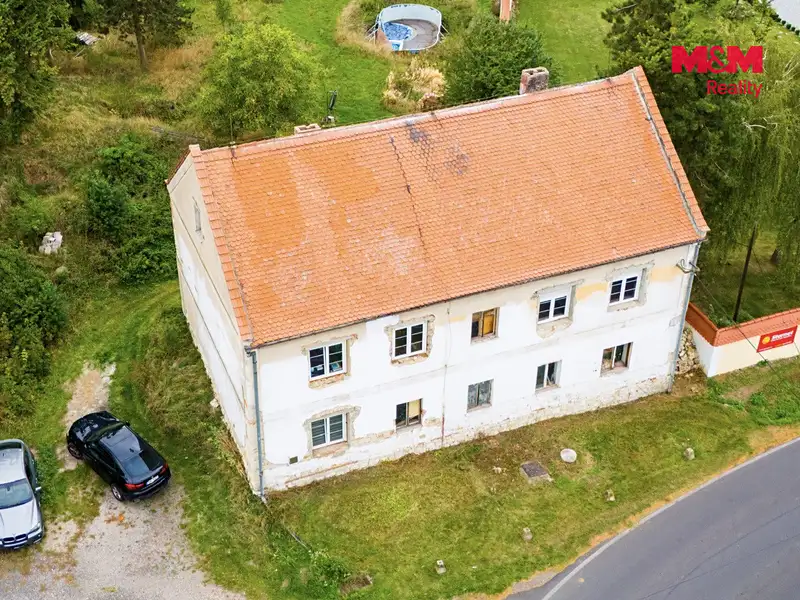 Prodej rodinného domu 300 m², pozemek 444 m², Žatec – náhled fotky 2