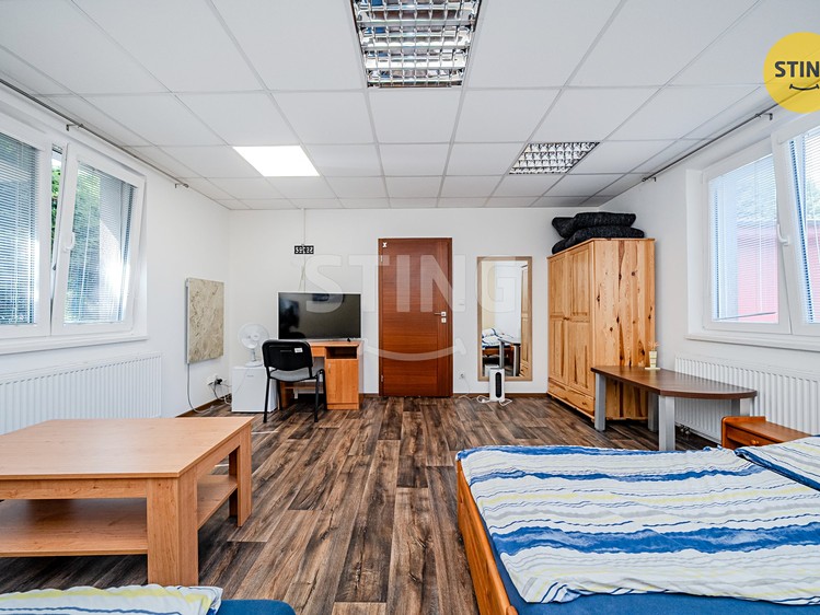 Prodej komerčního prostoru, 156 m² (21 z 28)