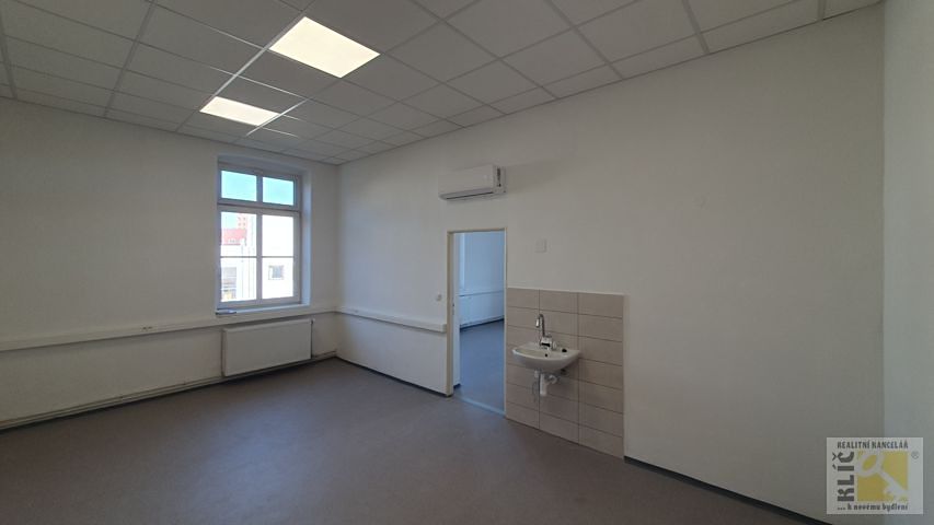 Pronájem ordinace 54 m² – fotografie 3