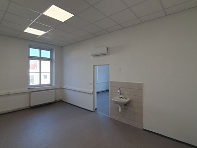 Комерційне приміщення в оренду, 54 м² (3 з 9)
