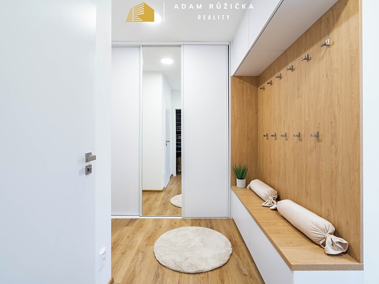 Pronájem domu, 137 m² (10 z 36)