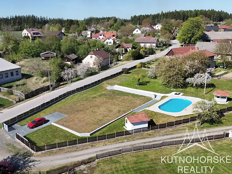 Prodej stavebního pozemku 1972 m², Bělá – náhled fotky 2