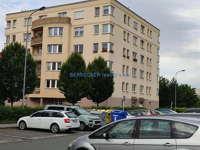 Pronájem bytu 2+kk 56 m², Hradec Králové – náhled fotky 2