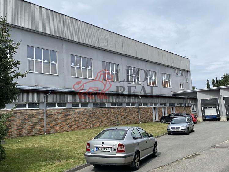 Pronájem komerčního prostoru, 970 m² (4 z 13)