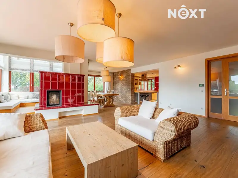 Prodej rodinného domu 331 m², pozemek 1717 m², Plzeň – náhled fotky 2