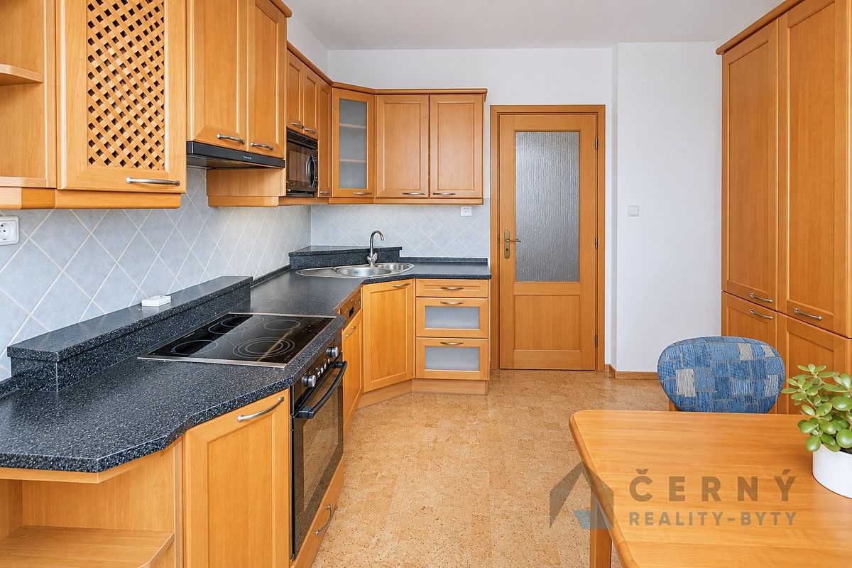 Pronájem bytu 2+1 60 m² – fotografie 5