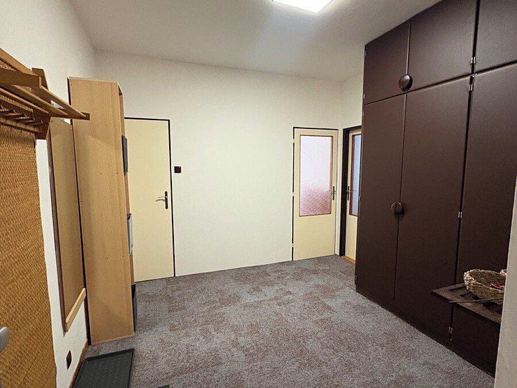 Pronájem bytu 3+1, 90 m² (7 z 13)