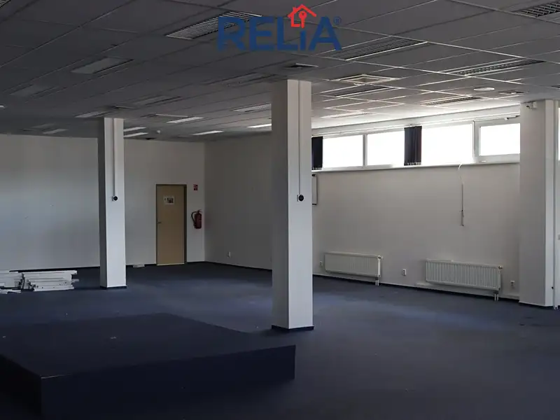 Pronájem kanceláře 262 m², Liberec – náhled fotky 3