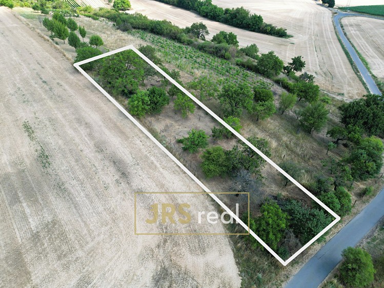 Grundstück zum Kauf, 1.046 m² (2 von 8)
