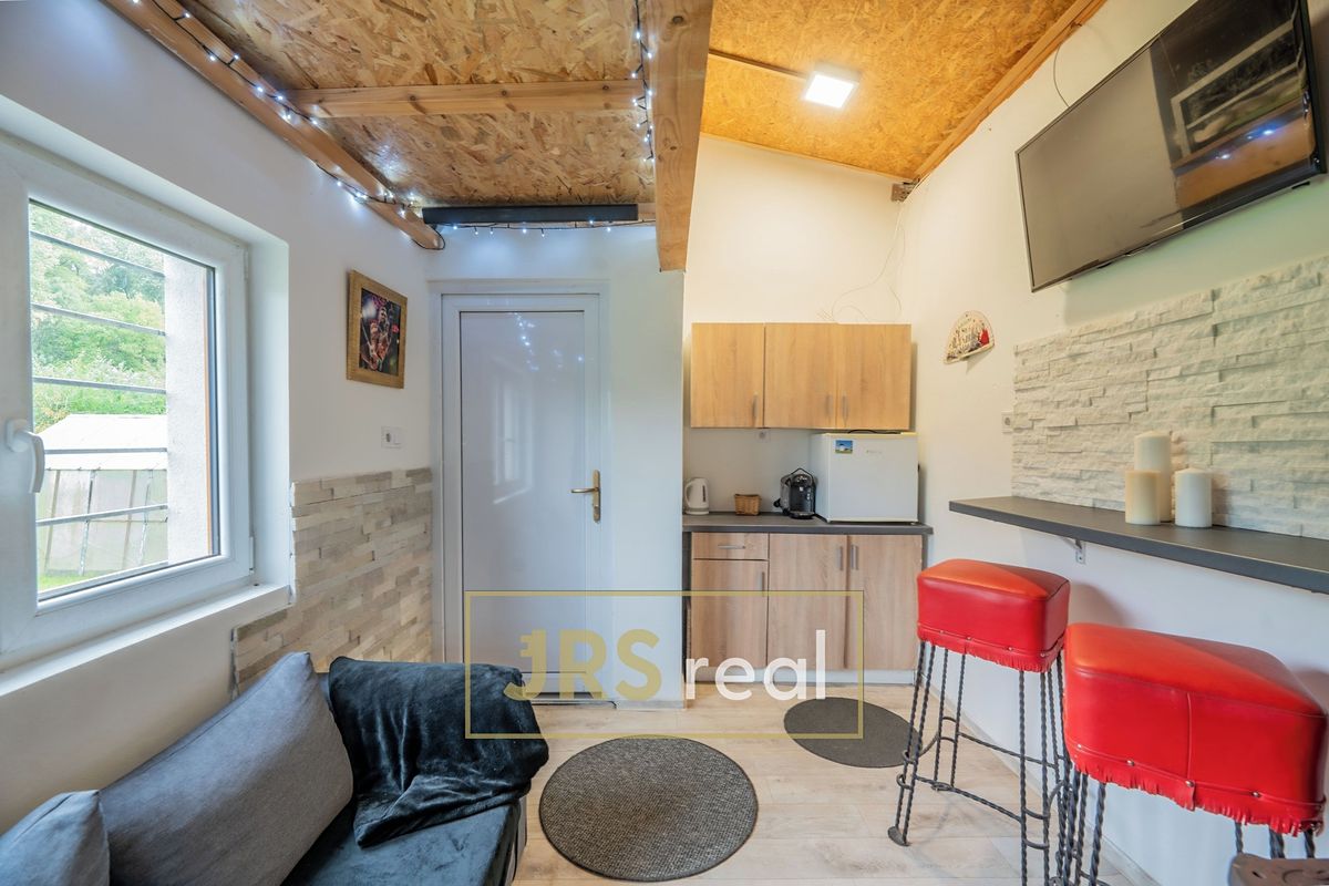 Prodej chaty 30 m², pozemek 381 m² – fotografie 2