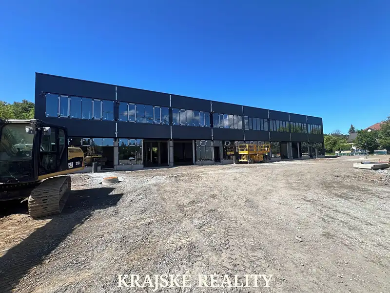 Pronájem skladového prostoru 355 m², Zastávka – náhled fotky 1