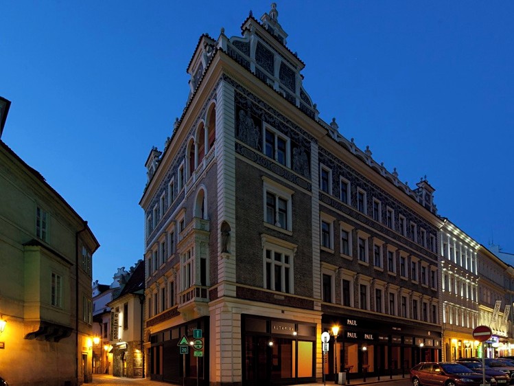 Pronájem bytu 4+kk, 140 m² (35 z 35)