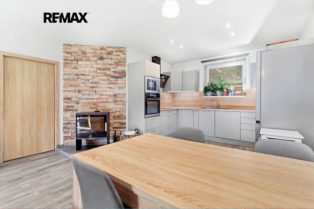 Prodej rodinného domu 90 m², pozemek 1001 m² – fotografie 5