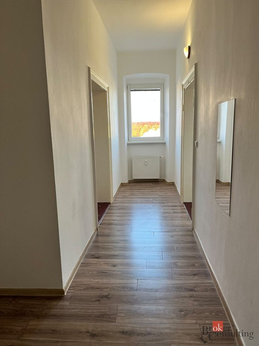 Pronájem bytu 2+kk 61 m² – fotografie 4