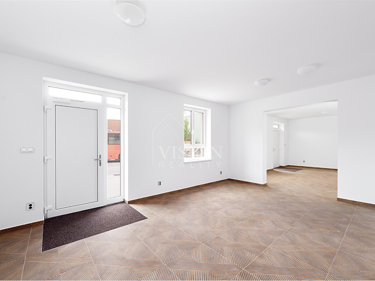 Комерційне приміщення на продаж, 322 м² (28 з 50)