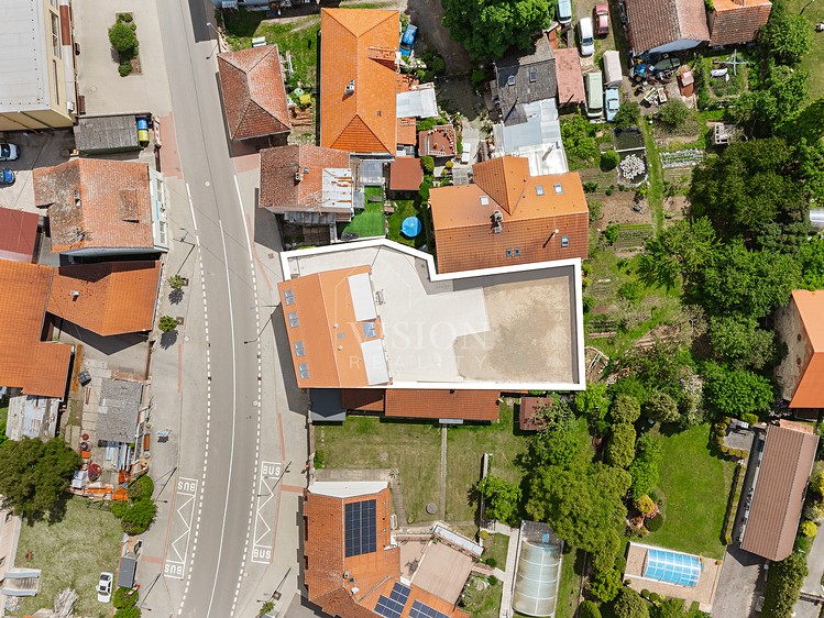 Комерційне приміщення на продаж, 322 м² (44 з 50)