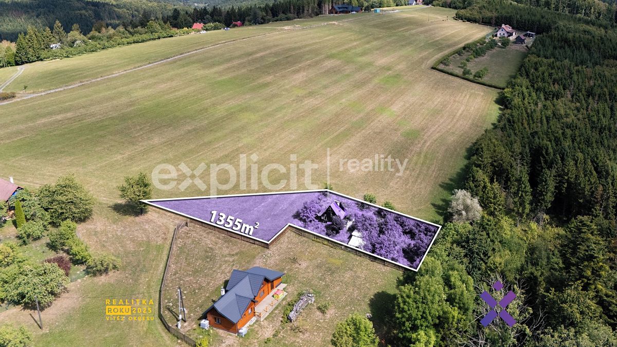 Prodej stavebního pozemku 1355 m²