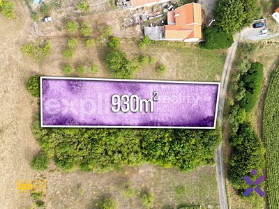 Prodej pozemku 930 m²
