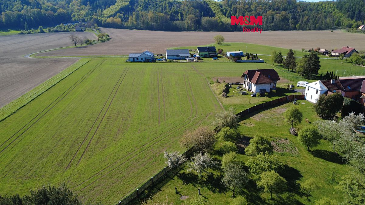 Prodej stavebního pozemku 6074 m²