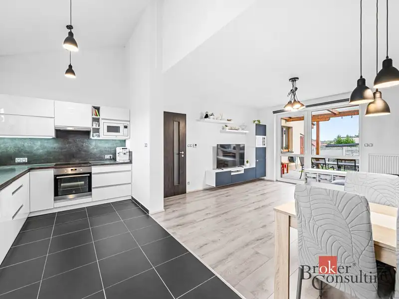 Prodej rodinného domu 91 m², pozemek 239 m², Plzeň – náhled fotky 2