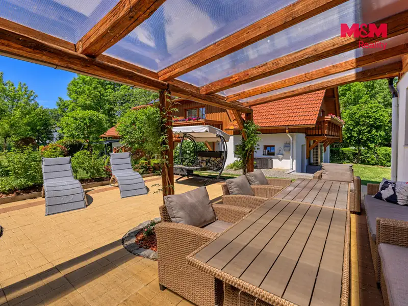 Prodej rodinného domu 466 m², pozemek 2487 m², Chodská Lhota – náhled fotky 2