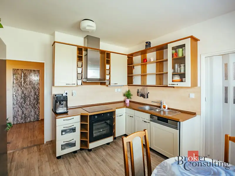Prodej bytu 2+1 60 m², Opočno – náhled fotky 1