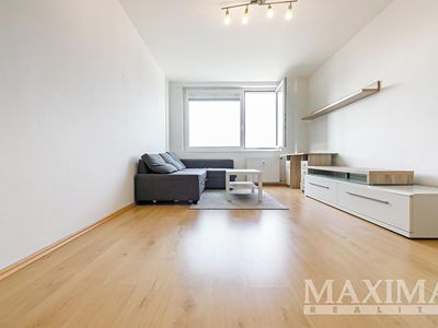 Pronájem bytu 3+kk 67 m²