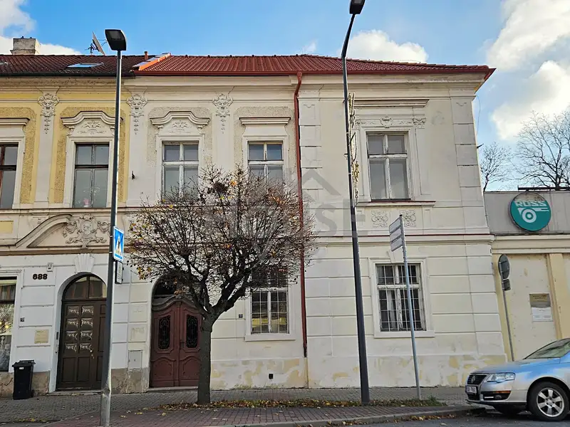 Prodej rodinného domu 564 m², pozemek 333 m², Roudnice nad Labem – náhled fotky 1