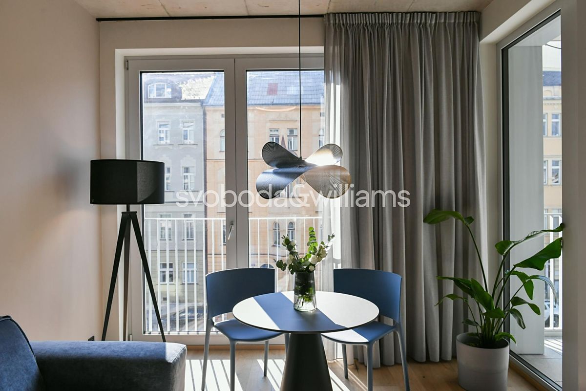 Pronájem bytu 2+kk 40 m² – fotografie 4