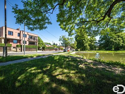 Prodej rodinného domu 235 m², pozemek 854 m²
