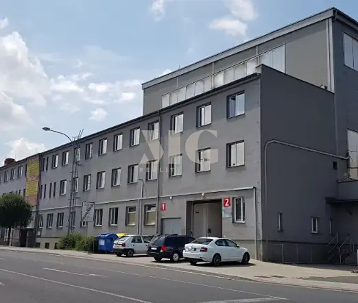 Pronájem výrobní haly, prostoru 1965 m², Plzeň – náhled fotky 2
