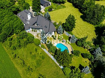 Prodej rodinného domu 609 m², pozemek 2267 m²